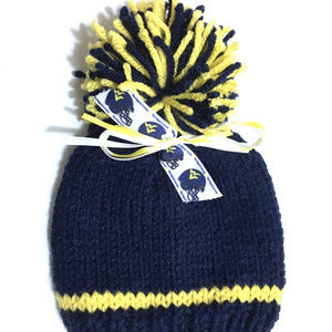 West Virginia University MOUNTAINEERS Baby Hat *NEW*